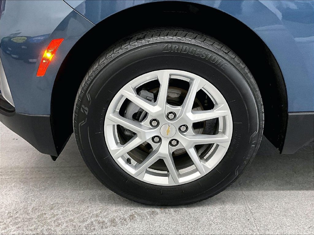 Used 2024 Chevrolet Equinox LT AWD/4WD image 7