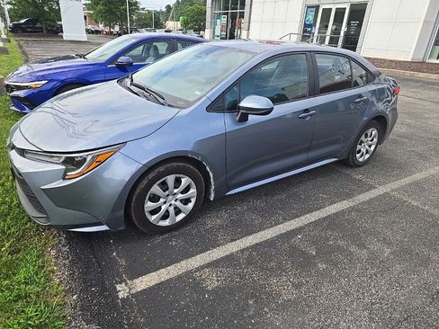 Used 2024 Toyota Corolla LE FWD image 1