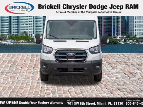 Used 2023 Ford E-Transit Medium Roof image 2