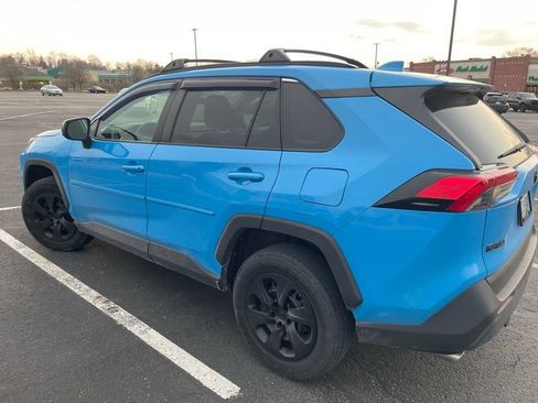 Used 2019 Toyota RAV4 LE w/ All Weather Liner Package image 3