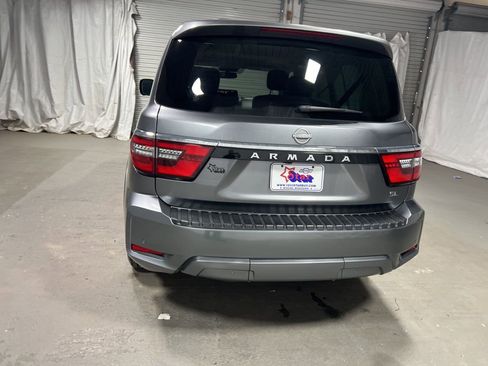 Used 2023 Nissan Armada SL w/ Captain's Chairs Package image 6