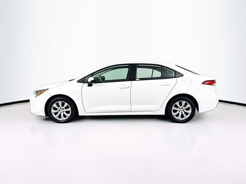 Used 2024 Toyota Corolla LE FWD image 4