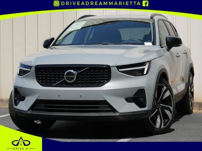 Used 2024 Volvo XC40 B5 Ultimate w/ Protection Package Premier
