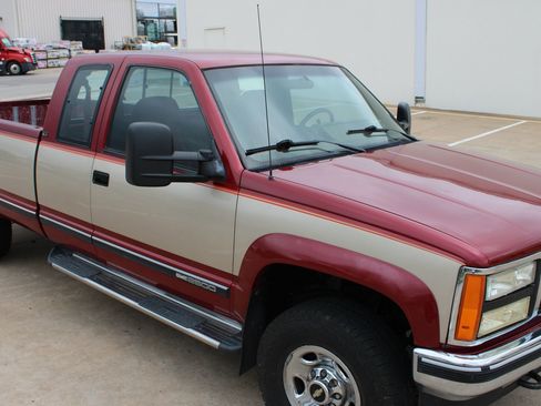 Used 1992 GMC Sierra 2500 4x4 Extended Cab image 17