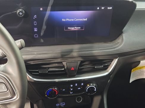 Used 2024 Buick Encore GX Preferred FWD image 31