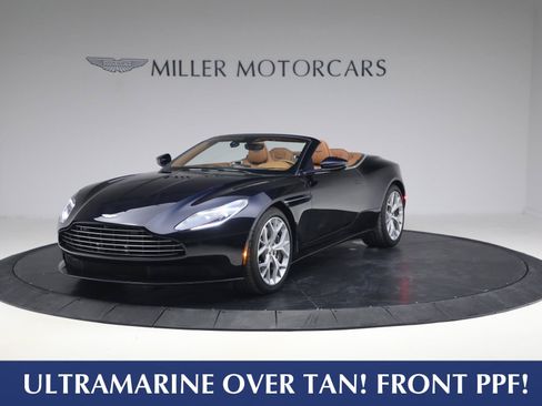 Used 2019 Aston Martin DB11 Volante RWD image 1