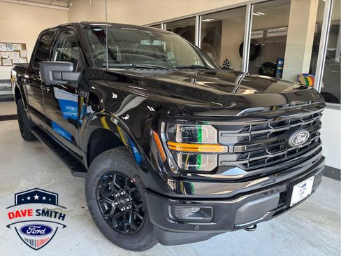 New 2026 Ford F150 XLT w/ Equipment Group 302A MID AWD/4WD image 3