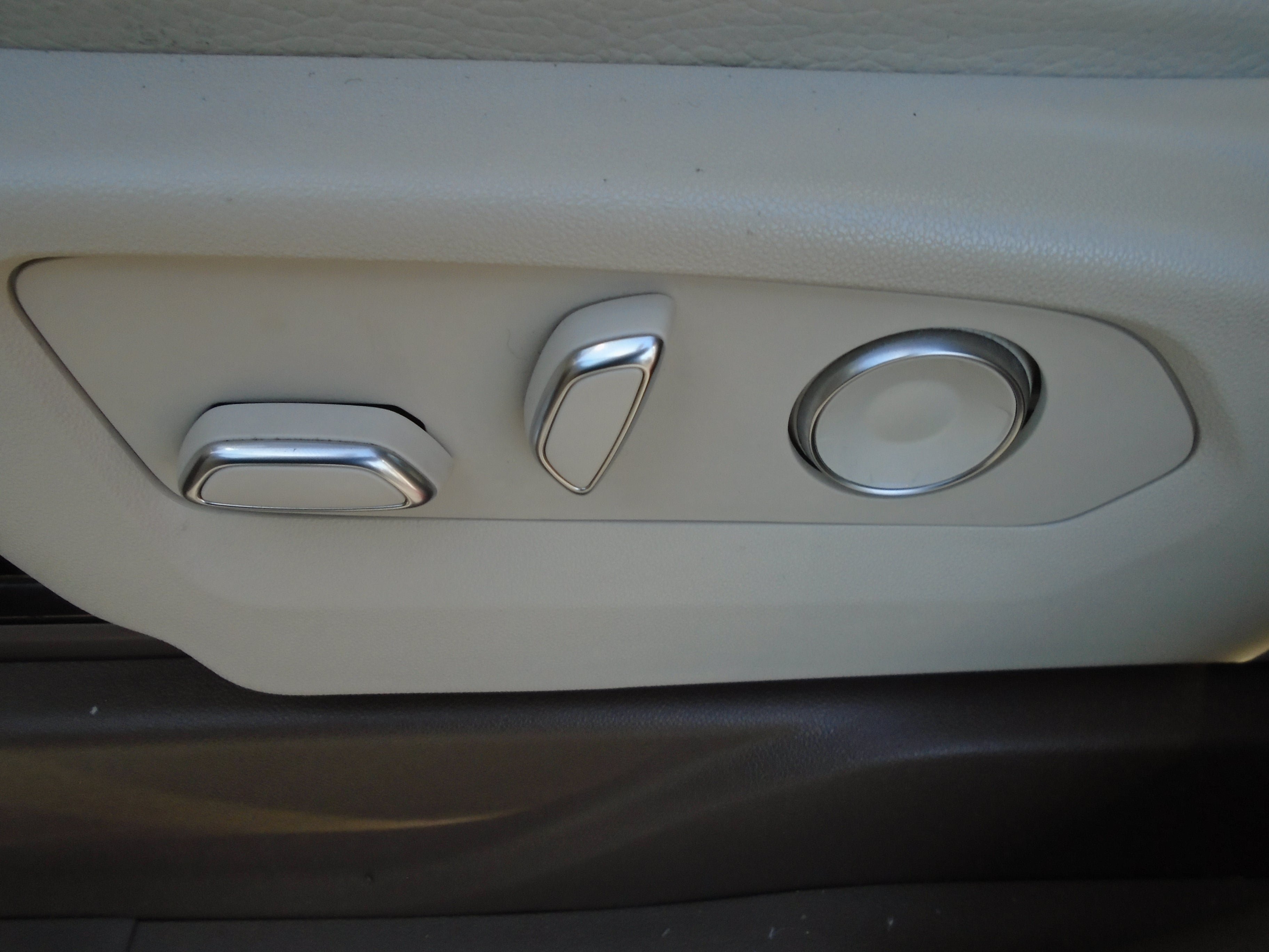 Used 2023 GMC Yukon Denali AWD/4WD image 58