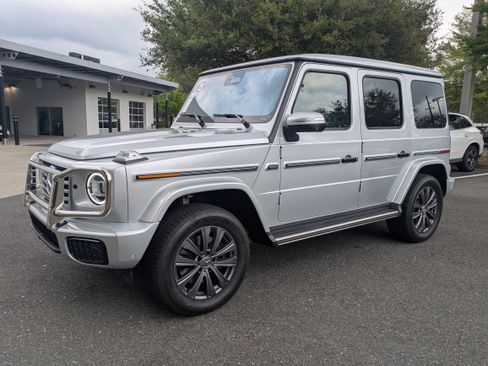 Certified 2025 Mercedes-Benz G 550 image 8