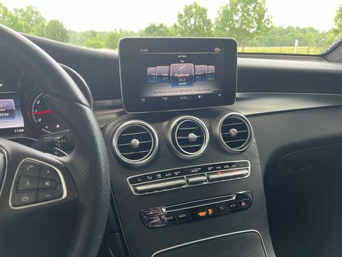 Certified 2018 Mercedes-Benz GLC 300 image 31