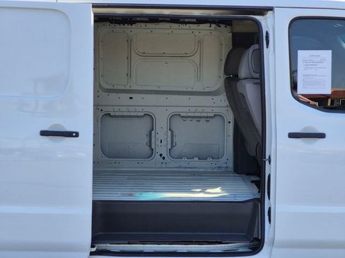 Used 2018 Nissan NV 1500 S RWD image 17
