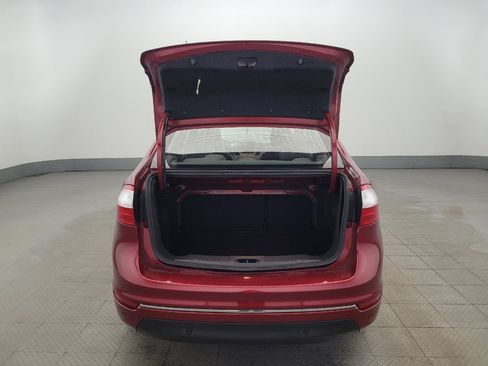 Used 2016 Ford Fiesta Titanium FWD image 29