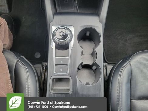 Certified 2024 Ford Escape Platinum image 33