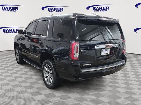 Certified 2019 GMC Yukon Denali w/ Open Road Package image 7