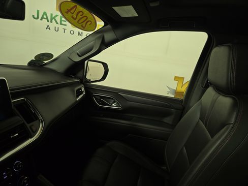 Certified 2024 Chevrolet Suburban RST w/ Luxury Package image 26