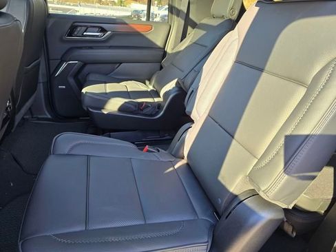 New 2026 GMC Yukon XL Denali image 5