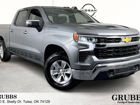 Used 2025 Chevrolet Silverado 1500 LT AWD/4WD image 1