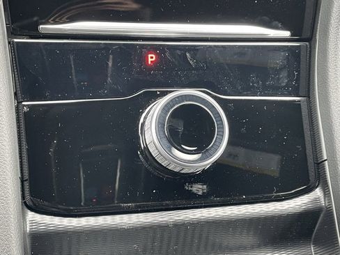 New 2025 Jeep Grand Cherokee L Laredo image 23