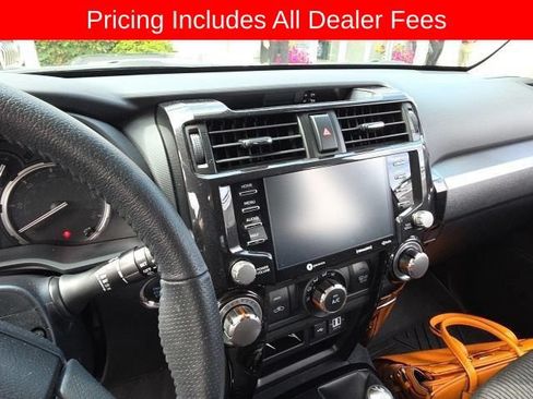 Used 2021 Toyota 4Runner TRD Off-Road AWD/4WD image 4