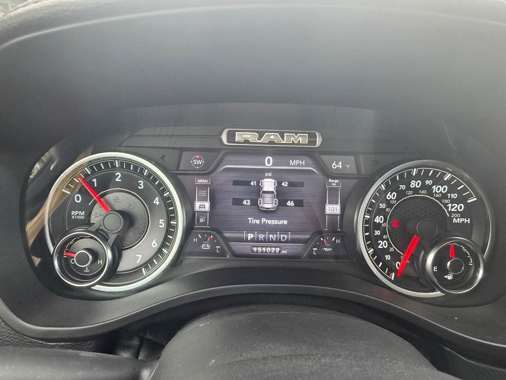 Used 2019 RAM 1500 Laramie AWD/4WD image 15