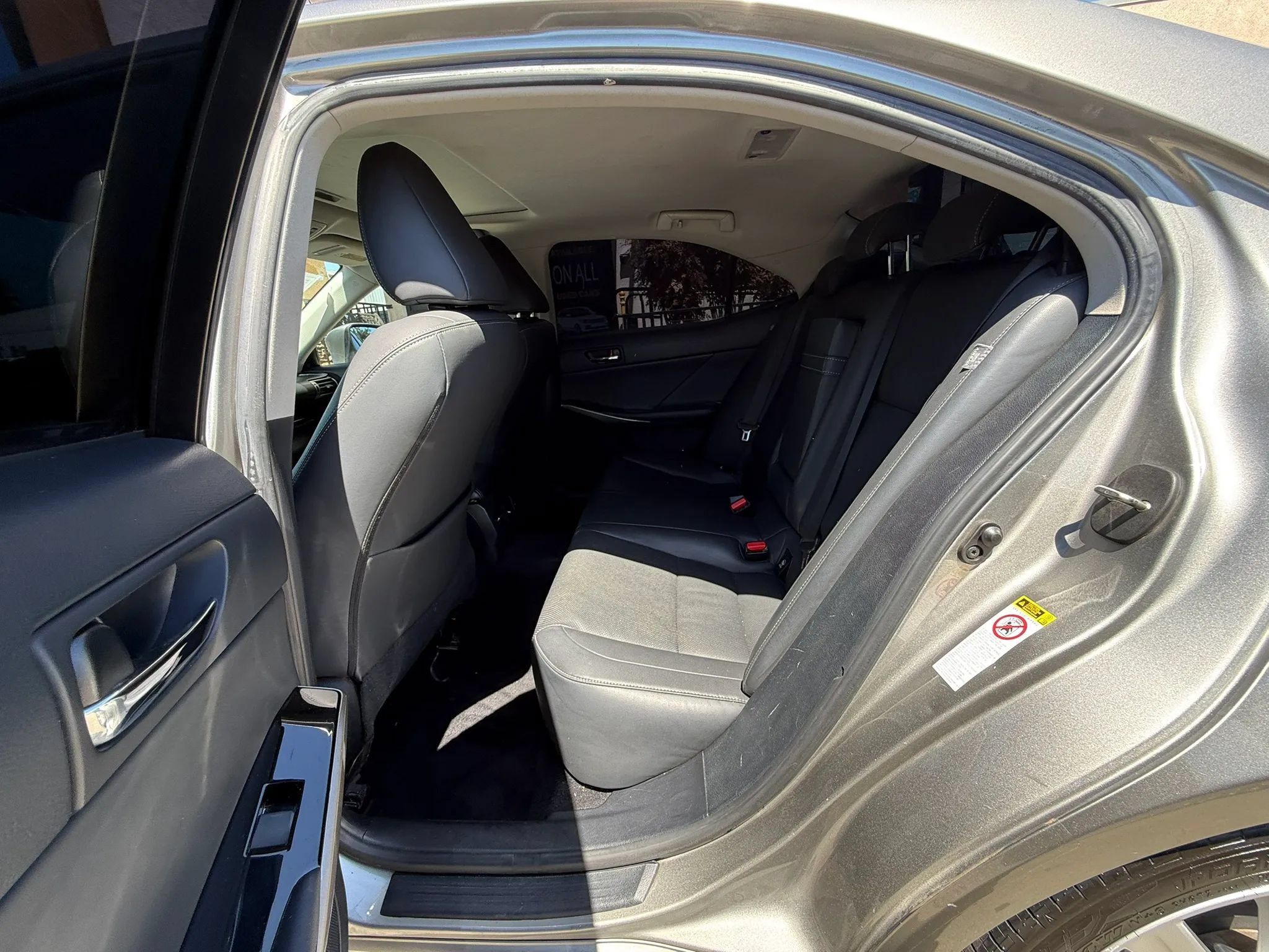 Used 2016 Lexus IS 200t RWD image 13