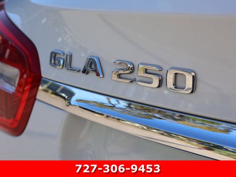 Used 2018 Mercedes-Benz GLA 250 GLA 250 image 8