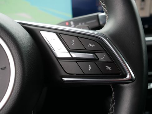 Used 2025 Buick Envision Preferred image 29