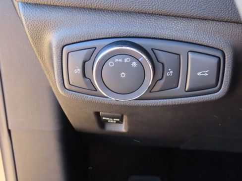 Used 2019 Lincoln MKC Reserve image 25