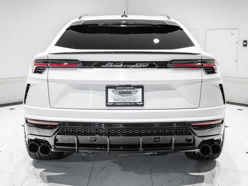 Used 2020 Lamborghini Urus image 8