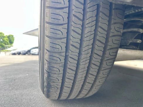 Used 2018 GMC Terrain SLE image 47