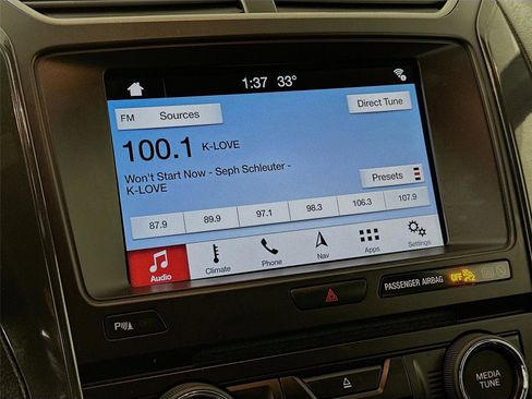 Used 2018 Ford Explorer XLT w/ Equipment Group 202A image 14