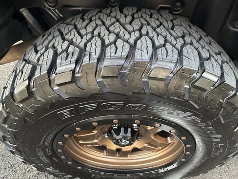 Used 2021 Jeep Wrangler Unlimited Sahara w/ Cold Weather Group image 10