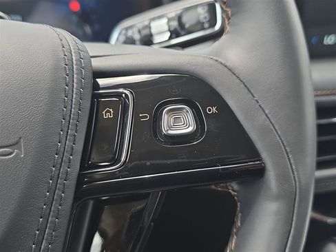 New 2025 Lincoln Aviator 2WD w/ Equipment Group 101A image 26