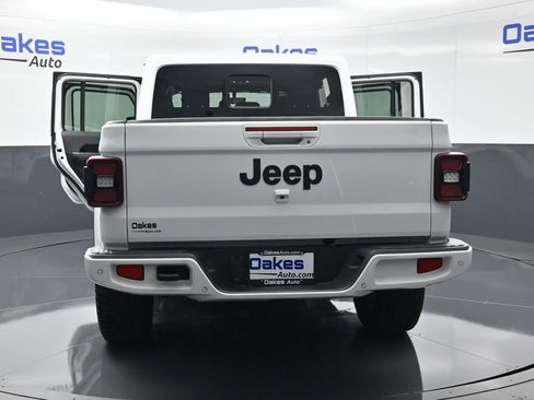 Used 2023 Jeep Gladiator Overland image 56