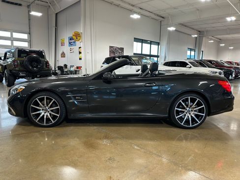 Used 2020 Mercedes-Benz SL 550 image 8