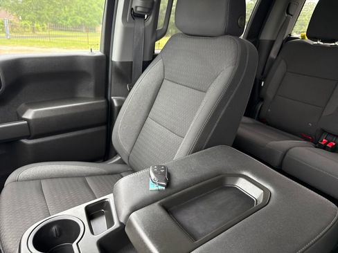 Used 2025 Chevrolet Silverado 1500 Custom Trail Boss w/ Dark Appearance Package AWD/4WD image 61