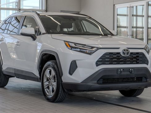 Used 2024 Toyota RAV4 XLE w/ Weather Package AWD/4WD image 21
