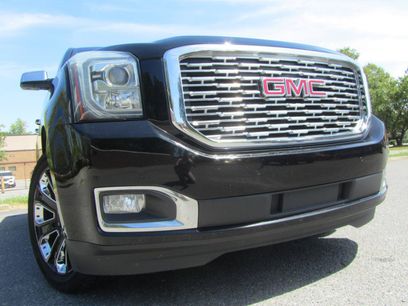Used 2019 GMC Yukon Denali Ultimate w/ Denali Ultimate Package