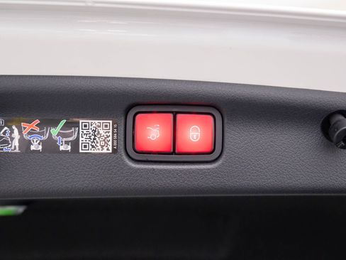 New 2026 Mercedes-Benz C 300 C 300 image 32