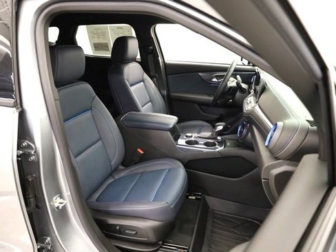 Used 2025 Chevrolet Blazer RS w/ Driver Confidence II Package image 29