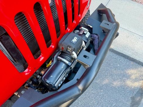 Used 2016 Jeep Wrangler Unlimited Rubicon image 26