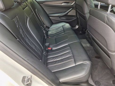 Used 2018 BMW M550i xDrive AWD/4WD image 19