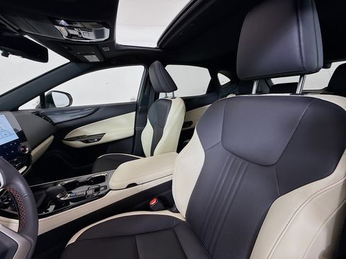 Used 2024 Lexus NX 350h AWD w/ Premium Package image 11
