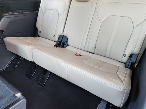 Used 2024 Ford Expedition Max Limited image 32