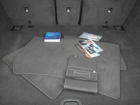 Used 2025 BMW X5 xDrive40i image 39