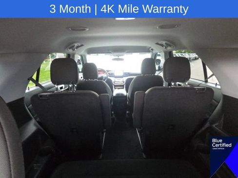 Used 2023 Ford Explorer XLT AWD/4WD image 15
