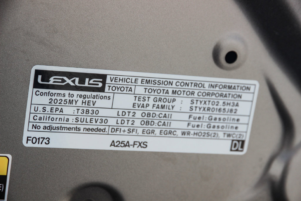 Certified 2025 Lexus NX 350h AWD image 27
