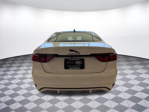 Used 2024 Jaguar XF R-Dynamic SE AWD/4WD image 10