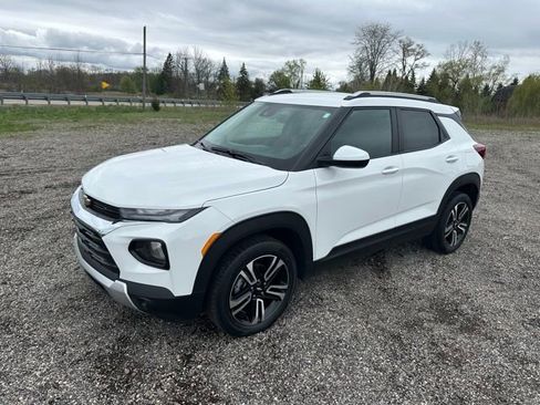 Used 2023 Chevrolet TrailBlazer LT w/ Convenience Package AWD/4WD image 18