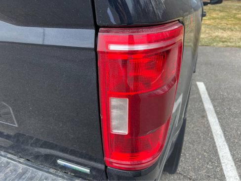 Used 2021 Ford F150 XLT w/ Equipment Group 301A Mid image 10